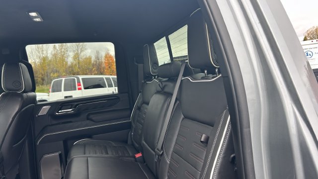 Certified 2025 GMC Sierra 2500 AT4X w/ AT4X AEV Edition AWD/4WD image 31