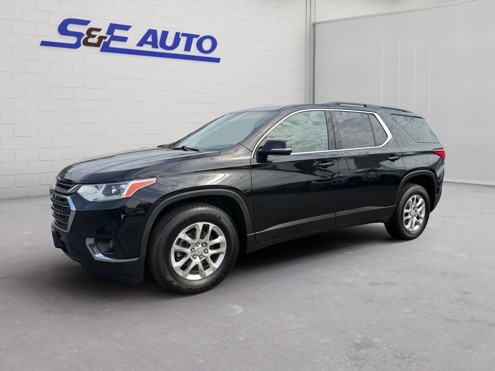 Used 2019 Chevrolet Traverse LT