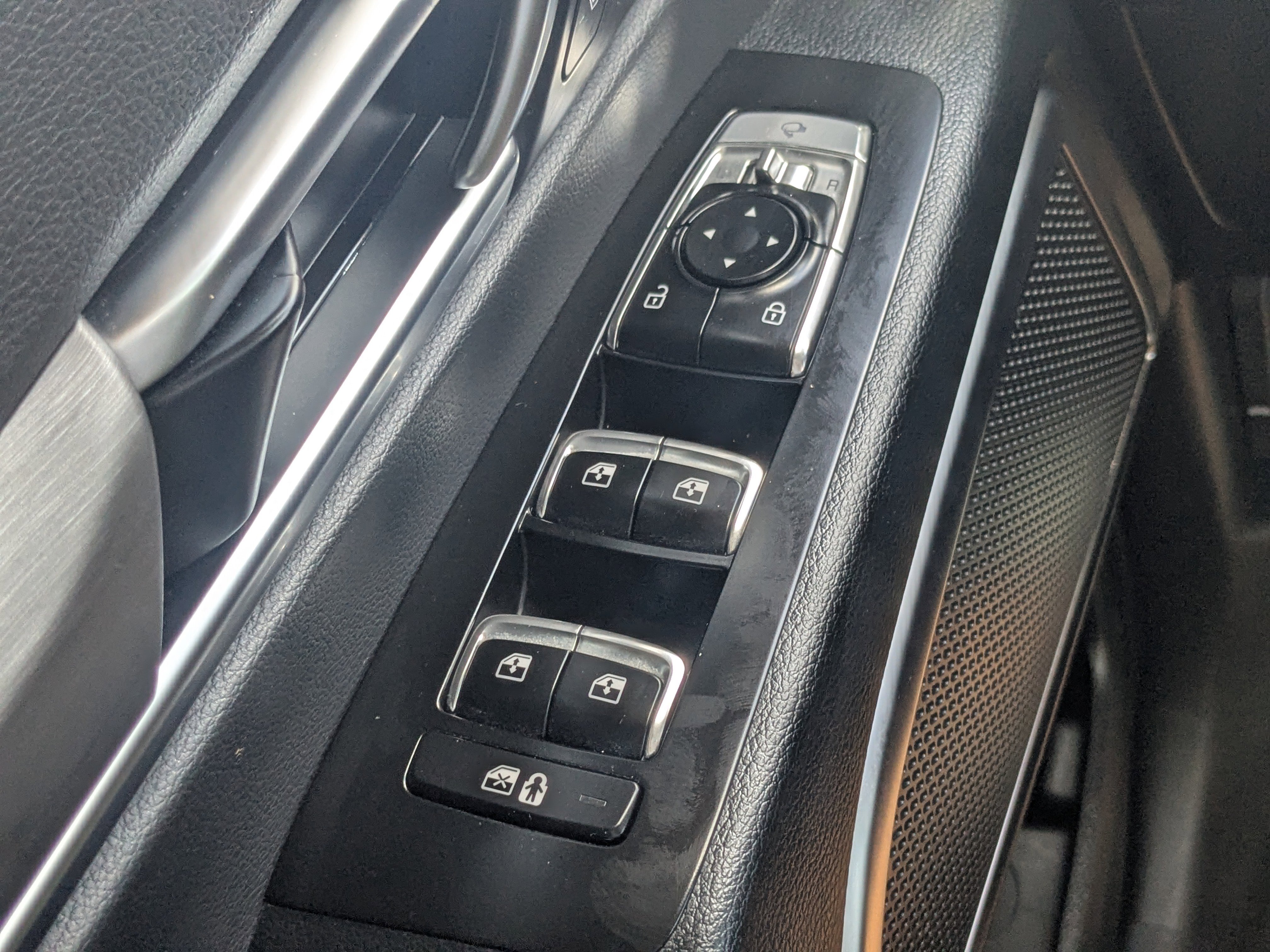 Certified 2025 Kia Telluride SX Prestige X-Line image 39