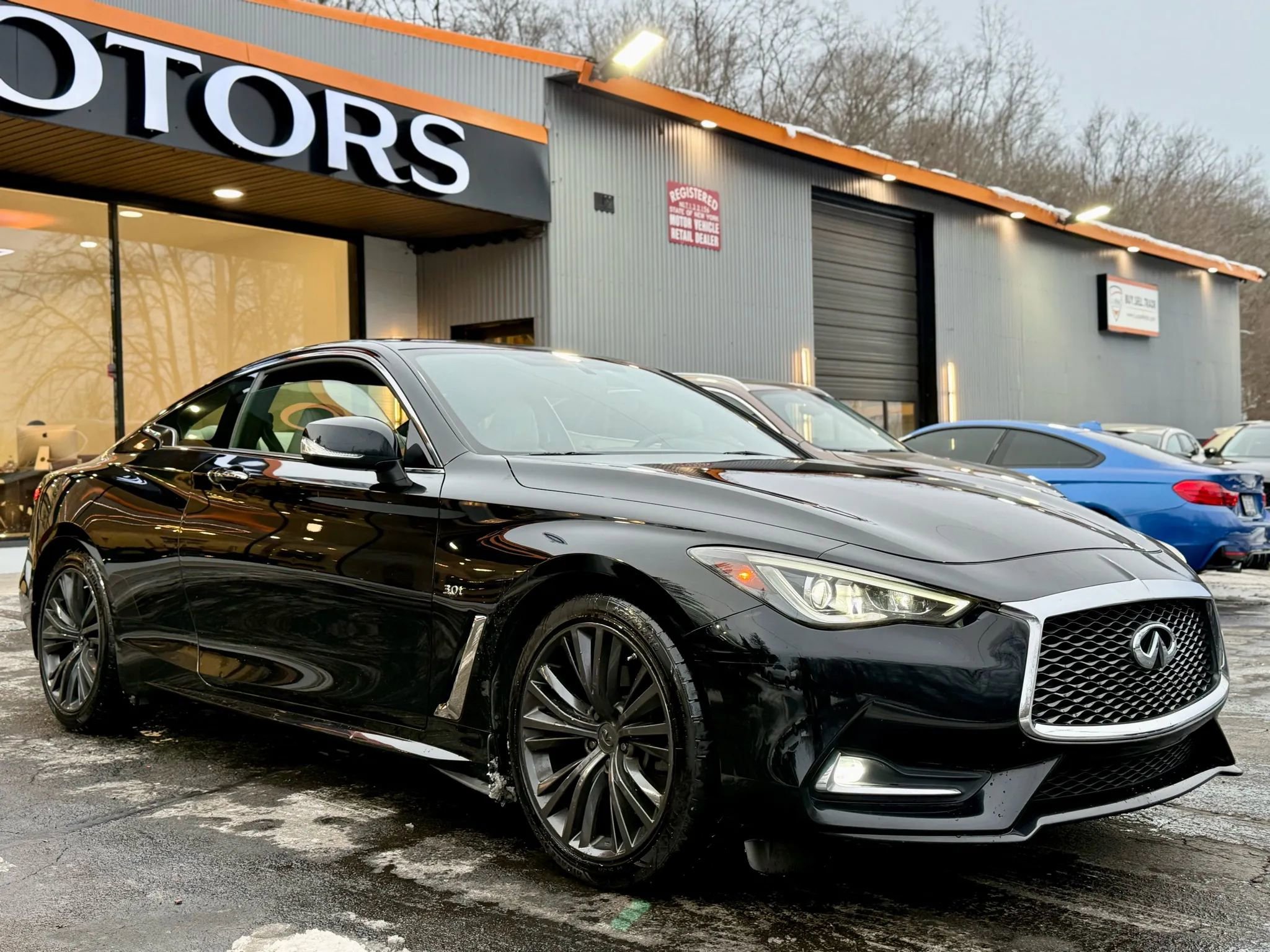 Used 2017 INFINITI Q60 3.0t w/ Cargo Package image 31
