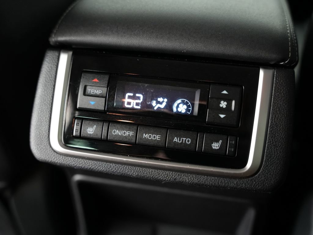 Used 2022 Subaru Ascent Limited image 44