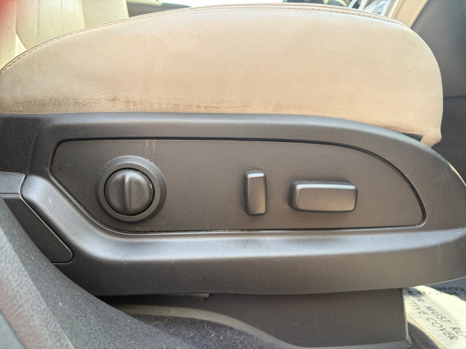 Used 2012 Chevrolet Traverse LTZ AWD/4WD image 30