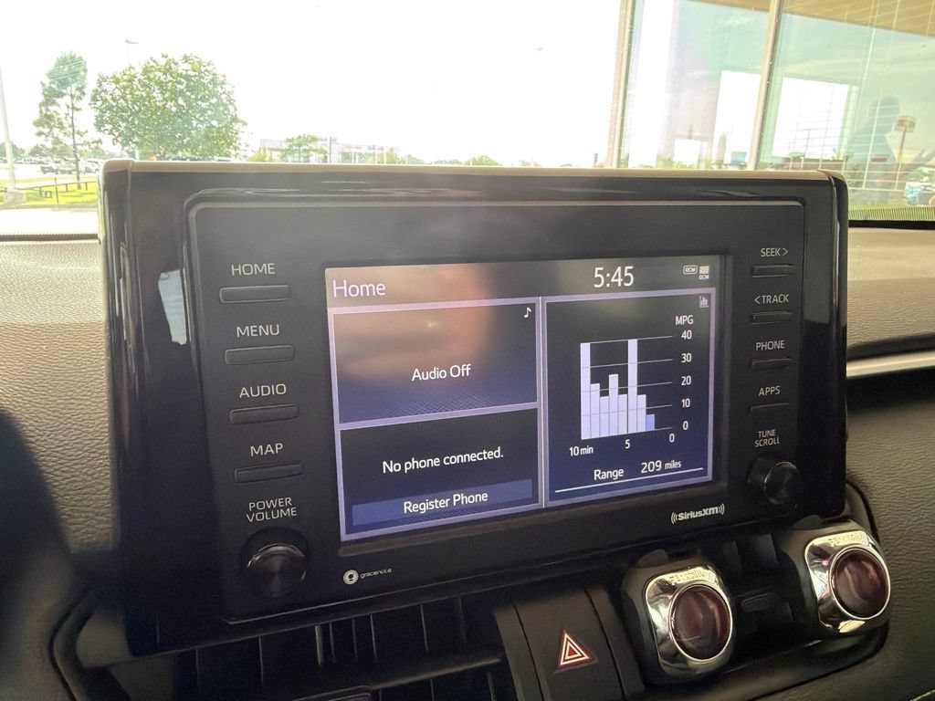 Used 2021 Toyota RAV4 XLE FWD image 11