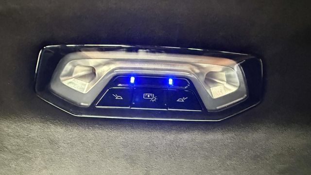 Used 2024 BMW X7 xDrive40i w/ Executive Package AWD/4WD image 72