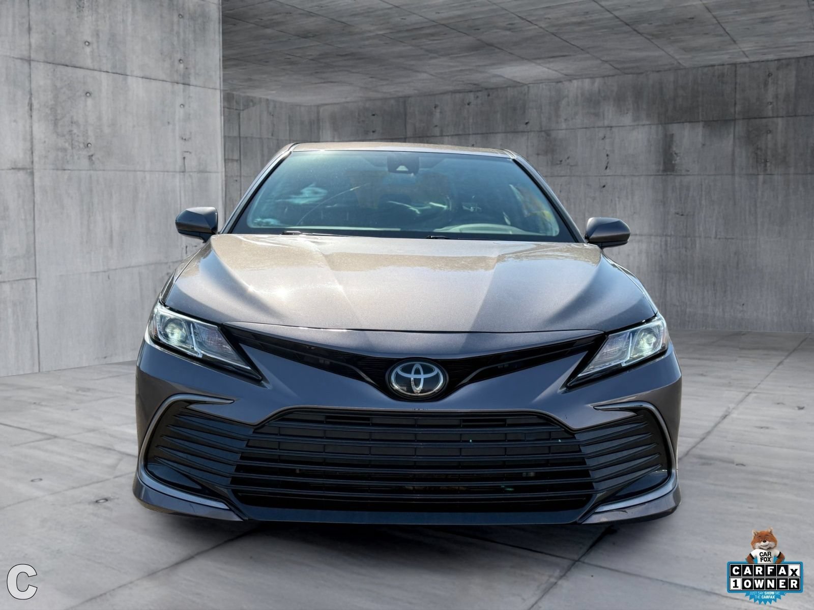 Used 2024 Toyota Camry LE FWD image 5