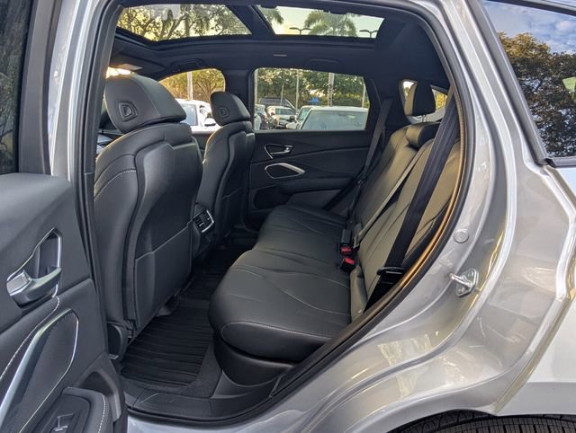 New 2026 Acura RDX SH-AWD image 6