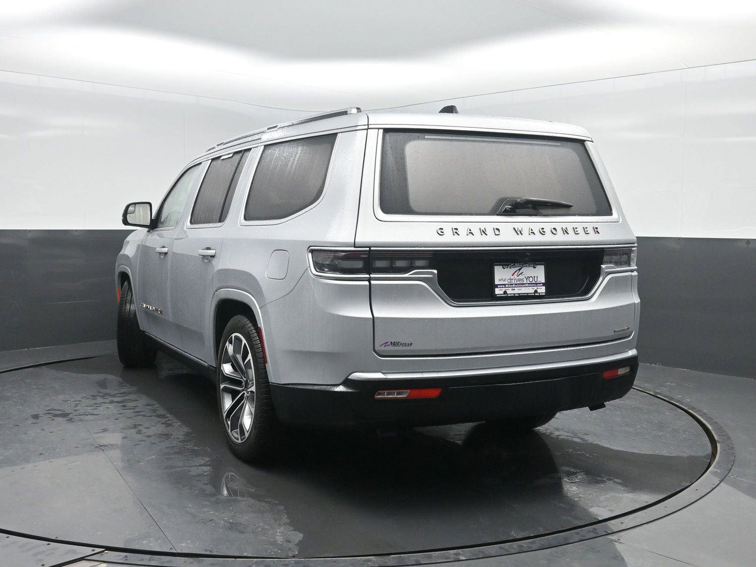 Used 2024 Jeep Grand Wagoneer Series III image 48