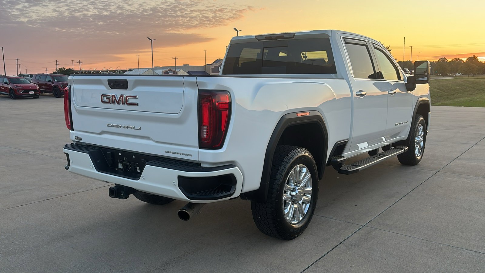 Used 2022 GMC Sierra 2500 Denali image 9