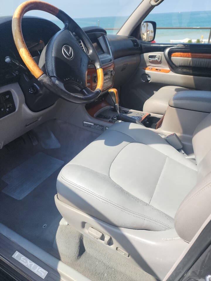 Used 2003 Lexus LX 470 4WD image 8