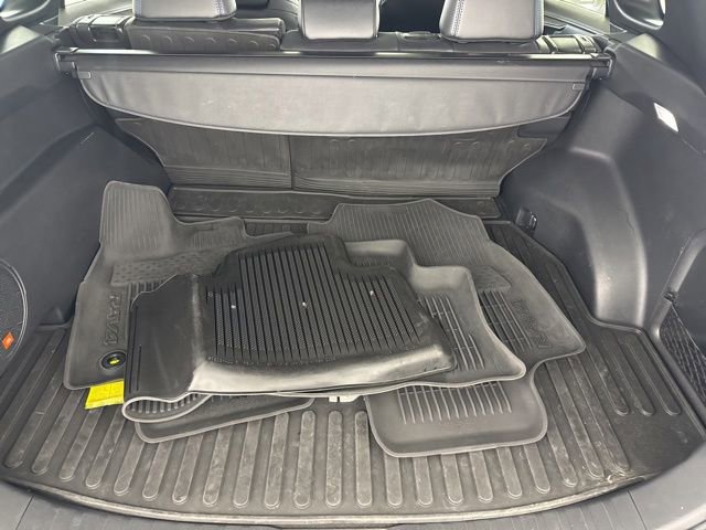 Used 2022 Toyota RAV4 XSE AWD/4WD image 23