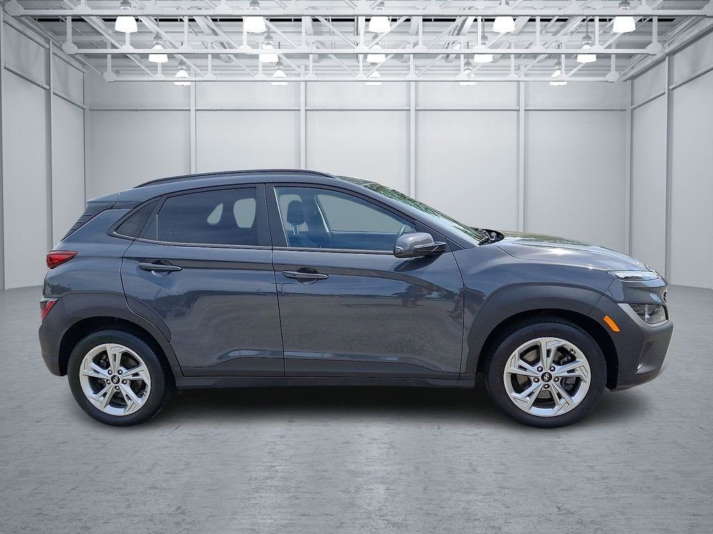 Used 2023 Hyundai Kona SEL AWD/4WD image 6