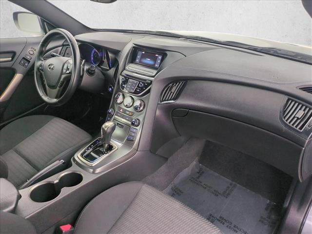 Used 2016 Hyundai Genesis 3.8 RWD image 24