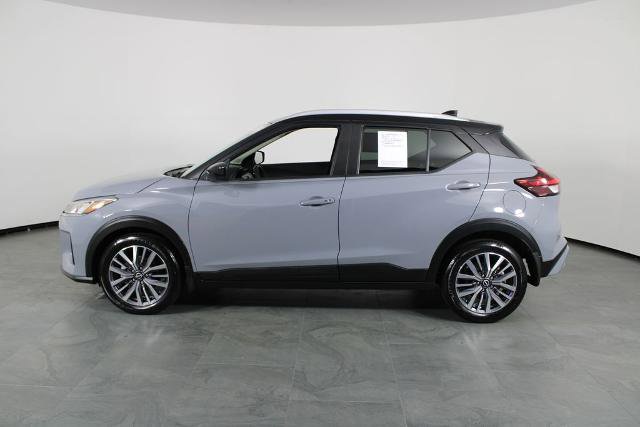Certified 2024 Nissan Kicks SV image 11