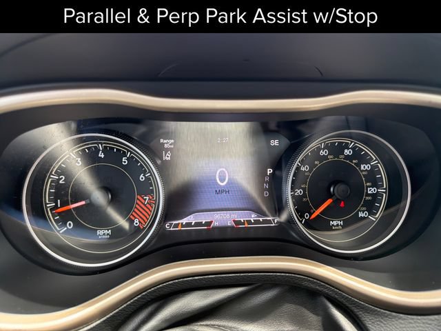Used 2015 Jeep Cherokee Limited w/ Luxury Group AWD/4WD image 18