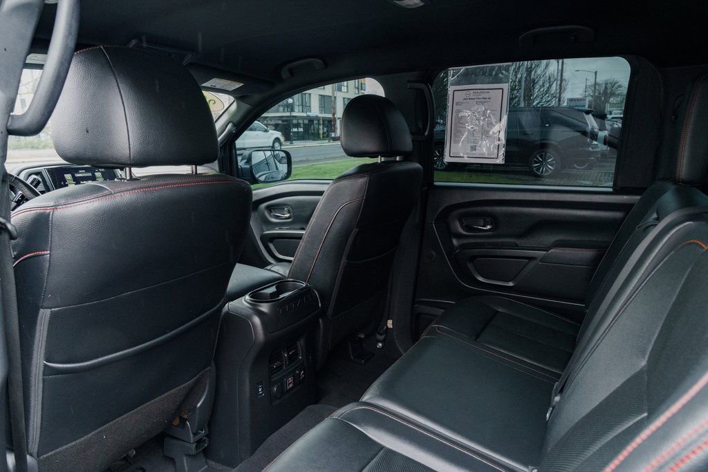 Used 2021 Nissan Titan PRO-4X w/ Pro-4x Convenience Package image 23