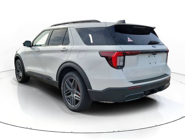 New 2026 Ford Explorer ST-Line w/ ST-Line Street Pack AWD/4WD image 4