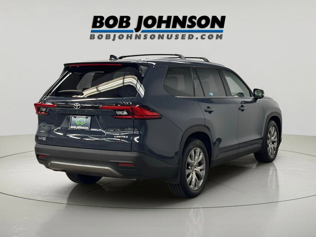 Used 2024 Toyota Grand Highlander XLE image 12