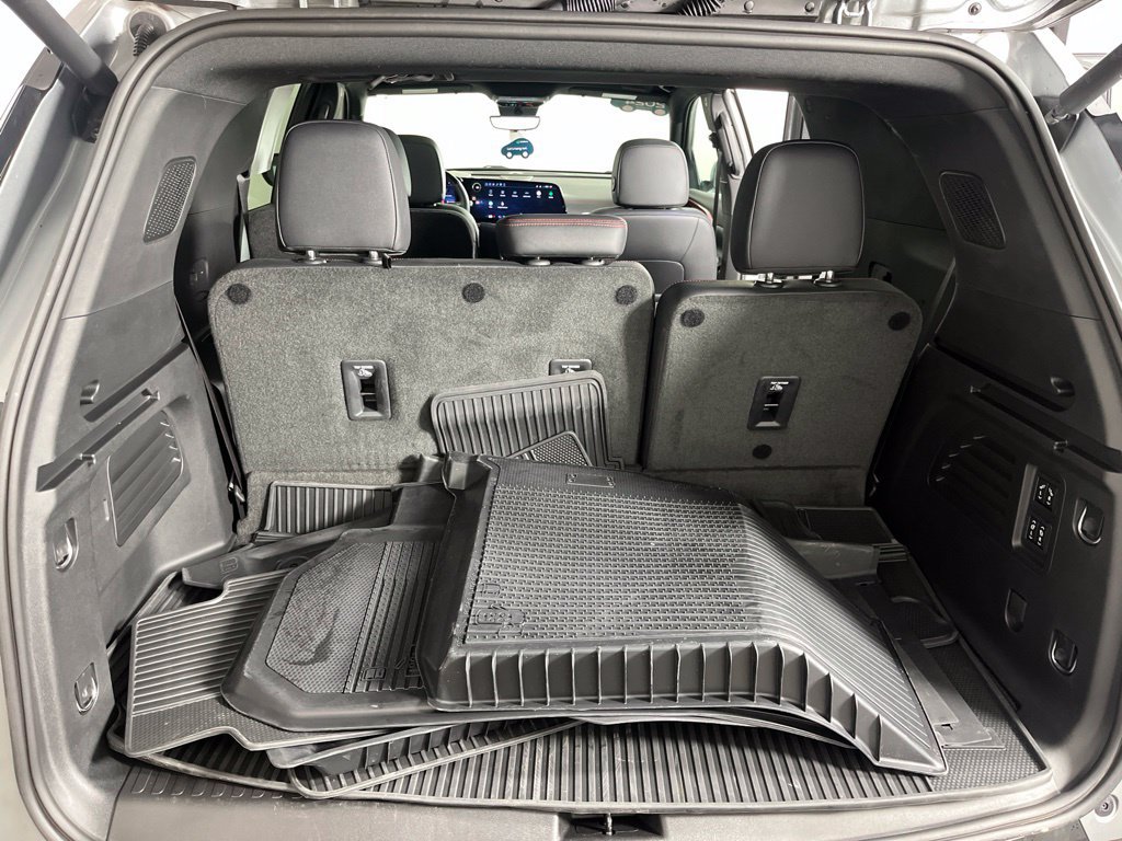 Certified 2024 Chevrolet Traverse RS AWD/4WD image 9