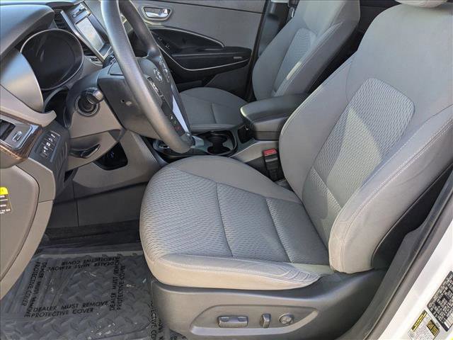 Used 2018 Hyundai Santa Fe SE w/ Cargo Package image 16