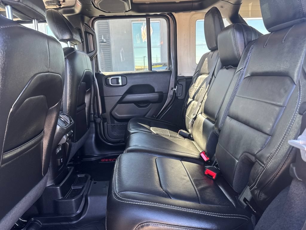 Used 2021 Jeep Wrangler Unlimited Sahara w/ Cold Weather Group AWD/4WD image 19