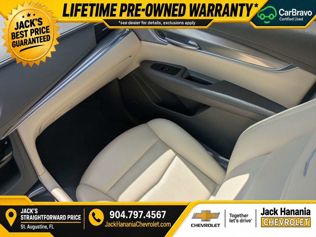 Used 2022 Cadillac XT5 Premium Luxury w/ Technology Package FWD image 18