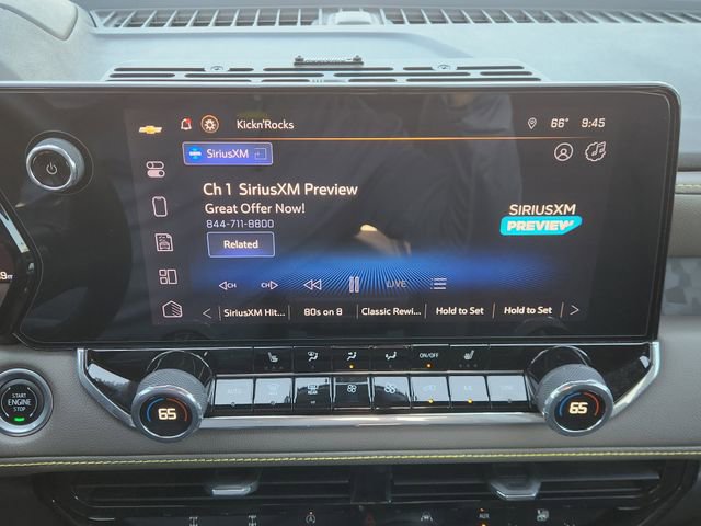 Used 2024 Chevrolet Colorado ZR2 w/ Technology Package AWD/4WD image 17