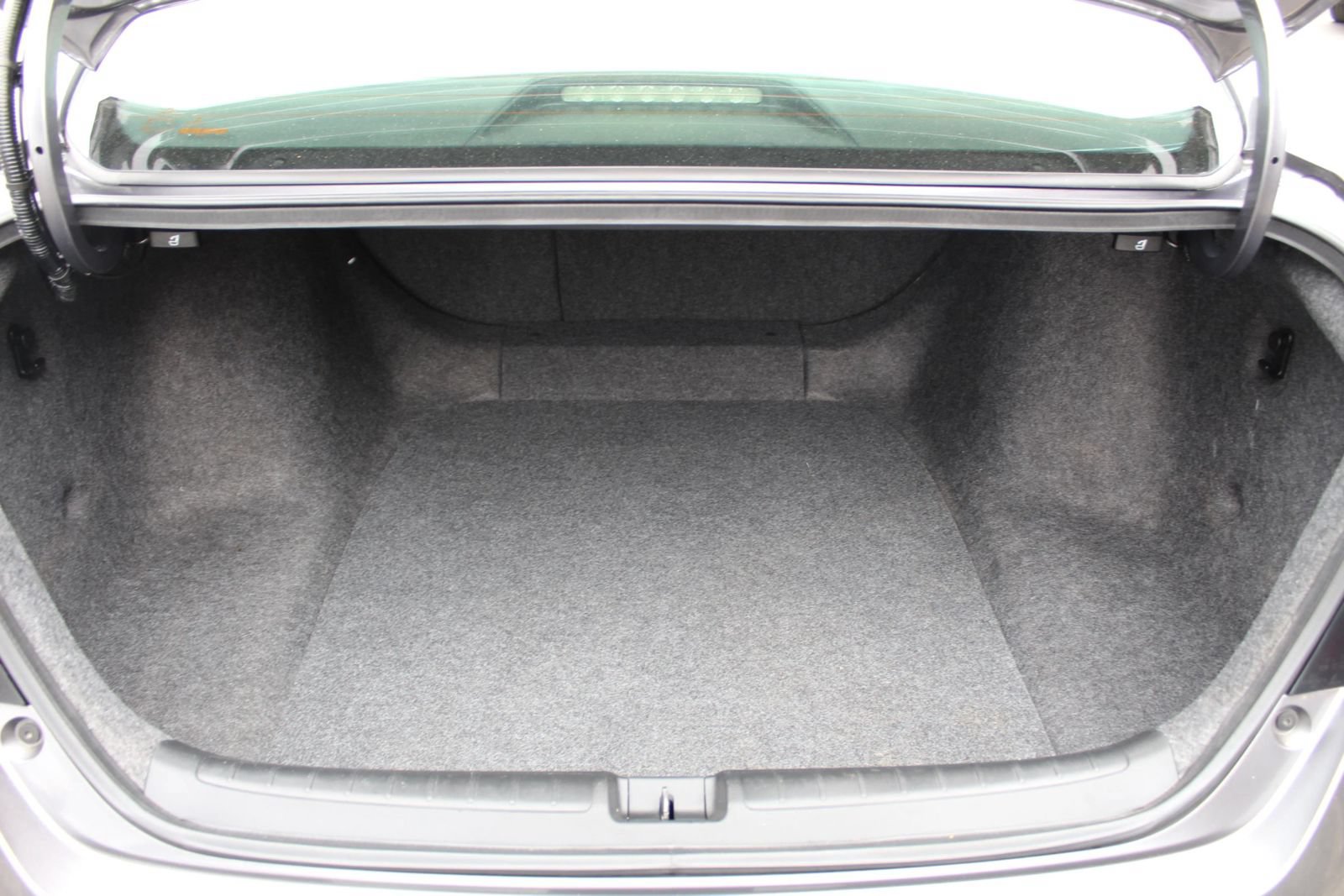 Used 2019 Honda Accord EX image 31