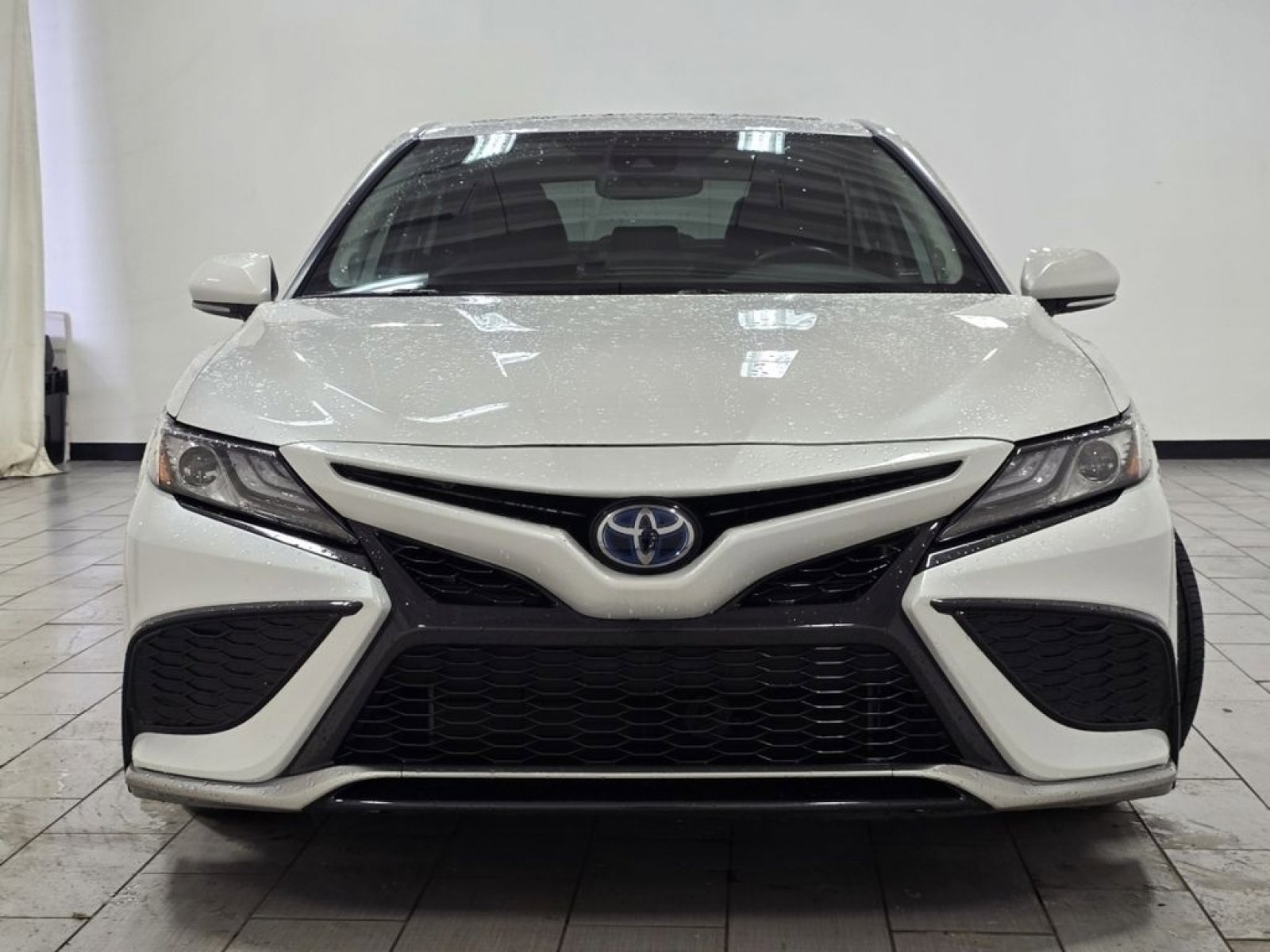 Used 2024 Toyota Camry XSE w/ Navigation Package FWD image 14