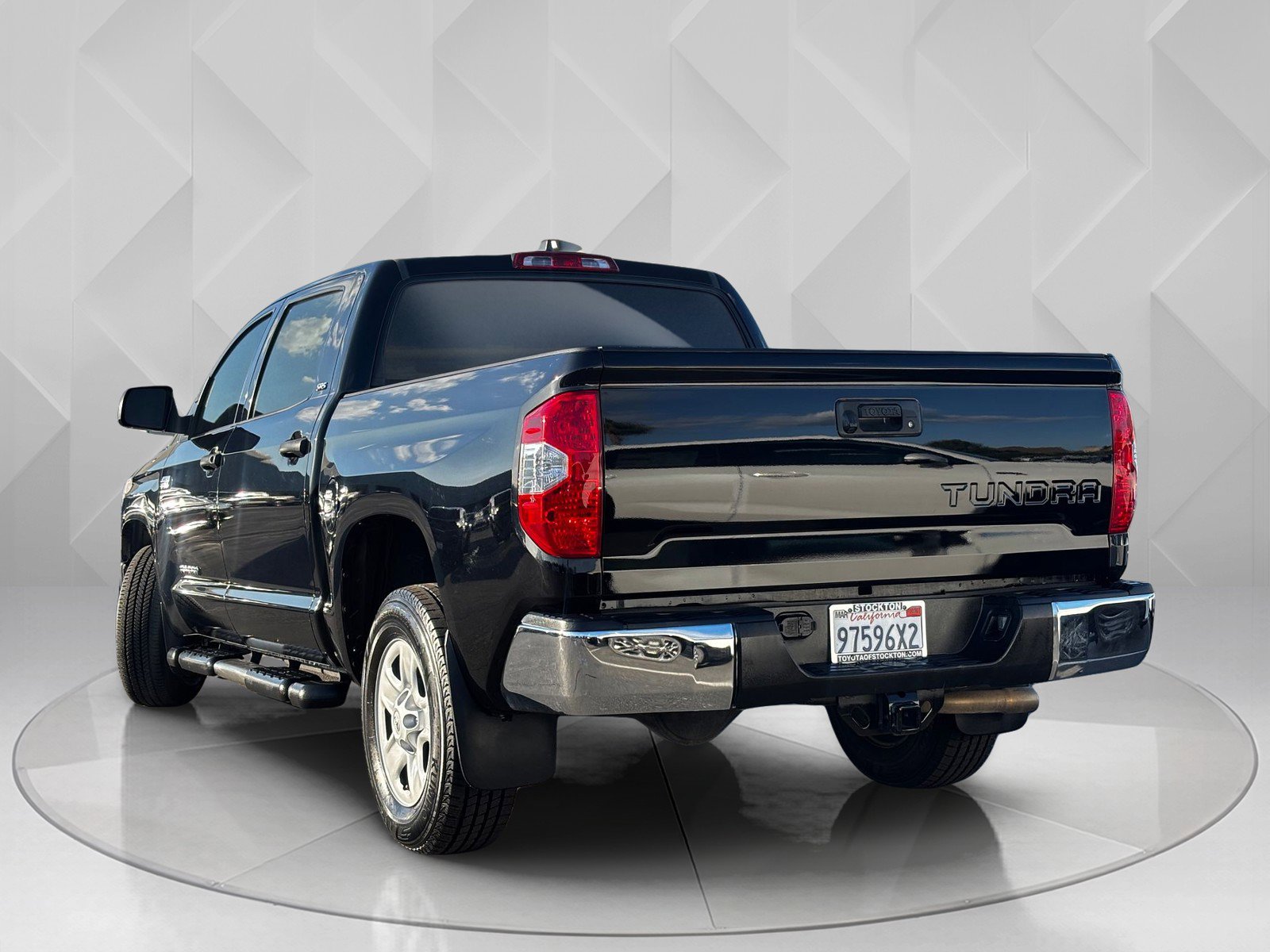 Used 2020 Toyota Tundra SR5 image 3