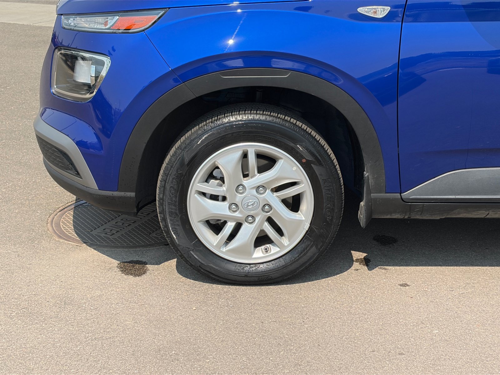 Certified 2025 Hyundai Venue SE FWD image 24