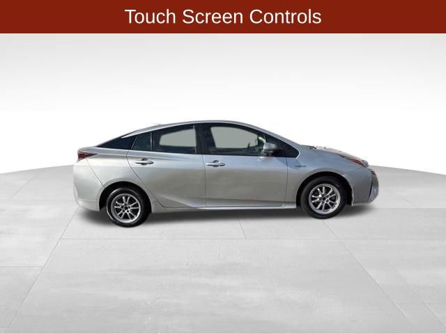 Used 2016 Toyota Prius Two image 8