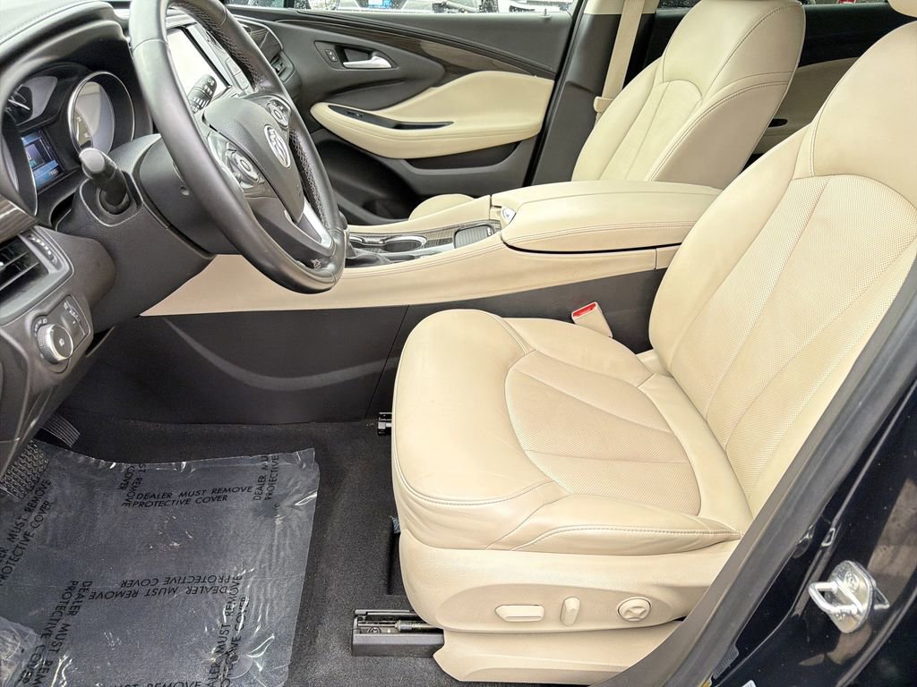 Used 2020 Buick Envision Essence w/ Experience Buick Package image 20