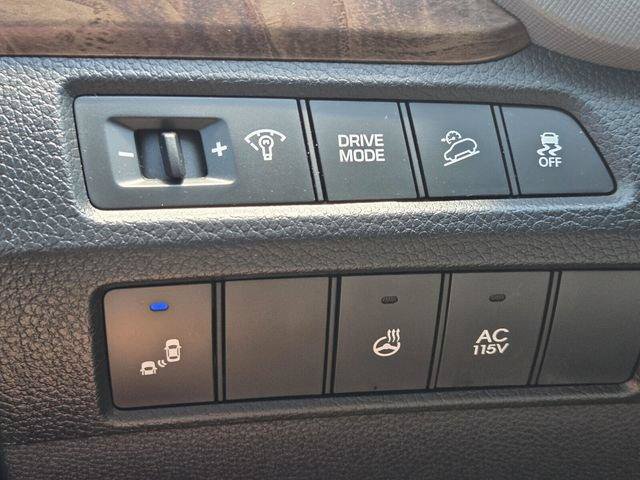 Used 2017 Hyundai Santa Fe FWD image 28