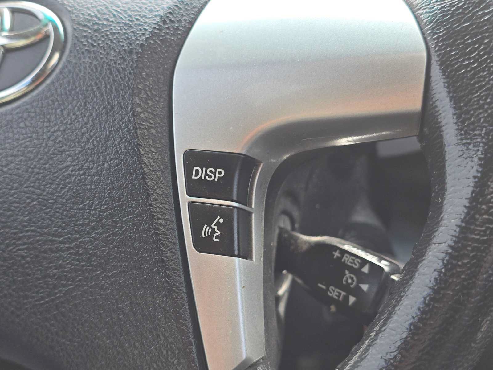 Used 2012 Toyota Highlander SE w/ Tow Pkg AWD/4WD image 28