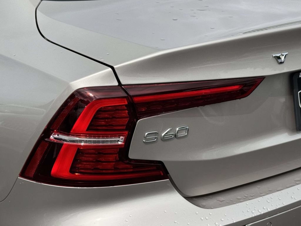 Certified 2024 Volvo S60 B5 Plus w/ Climate Package AWD/4WD image 8