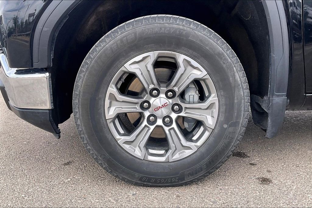 Used 2025 GMC Sierra 1500 SLT image 9
