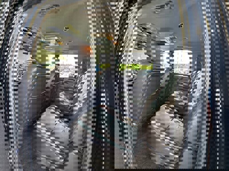 Used 2014 GMC Yukon XL Denali image 15