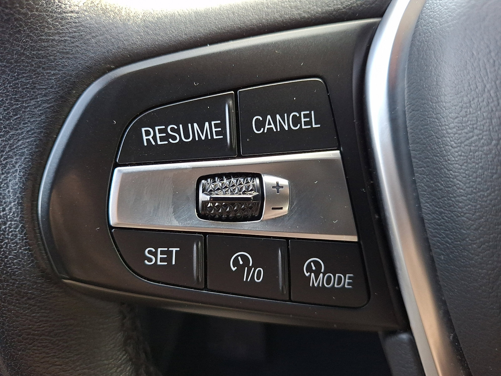 Used 2025 BMW X5 xDrive50e image 23