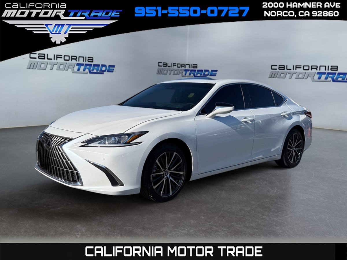 Used 2024 Lexus ES 300h w/ Premium Package image 1