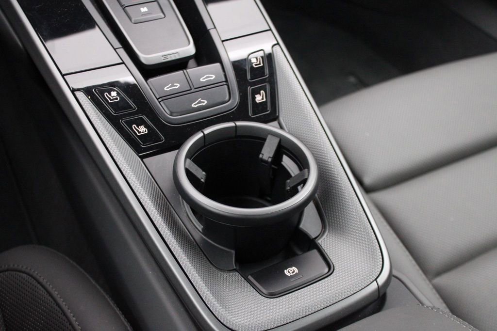 Certified 2020 Porsche 911 Carrera 4S image 30
