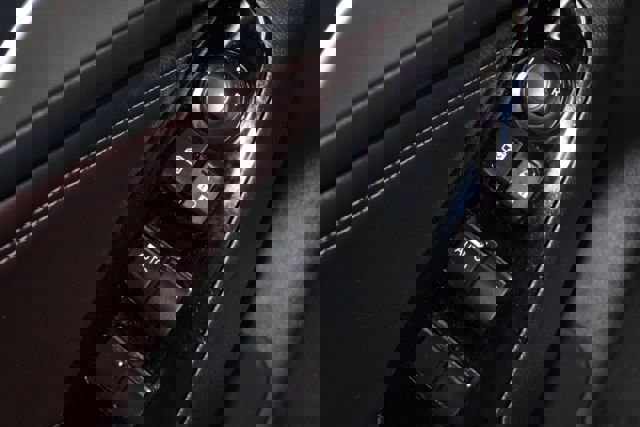 Used 2018 MAZDA MAZDA3 Touring image 9