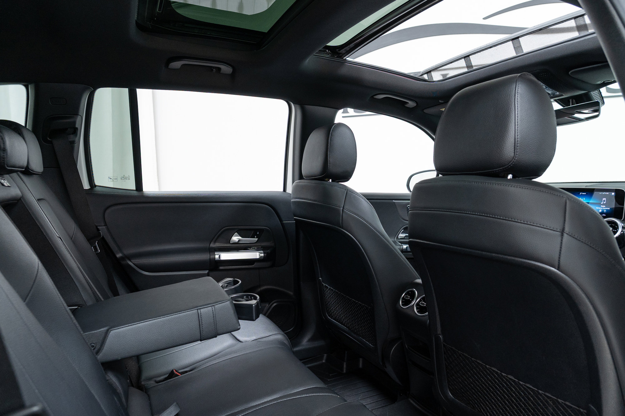 Certified 2021 Mercedes-Benz GLB 250 4MATIC image 23