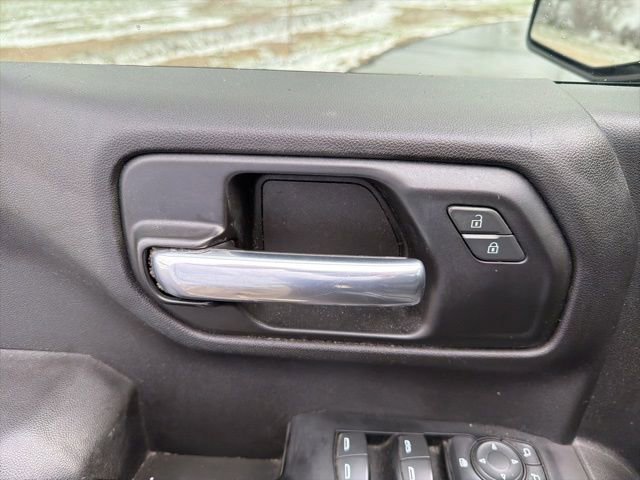 Used 2019 Chevrolet Silverado 1500 Custom Trail Boss w/ Custom Convenience Package image 16