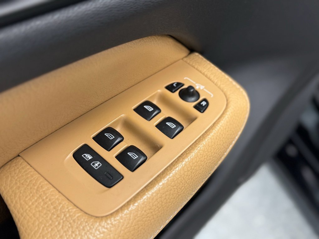 Used 2020 Volvo S60 T6 Inscription image 16