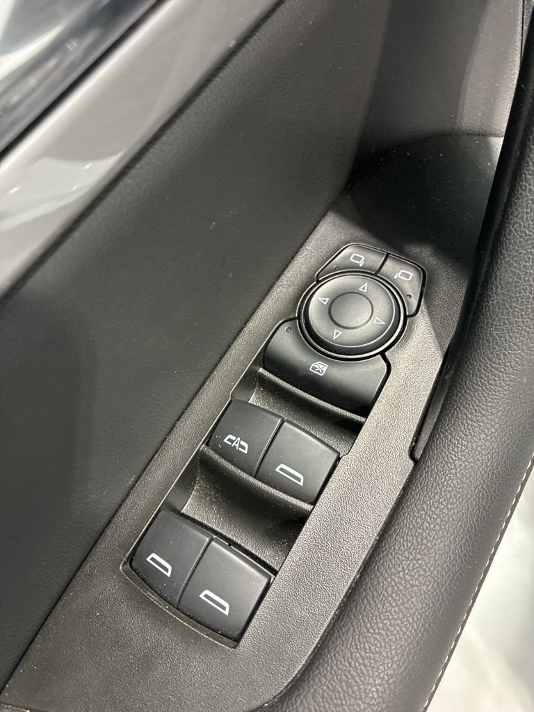 Used 2024 Chevrolet Blazer LT w/ Convenience Package FWD image 18
