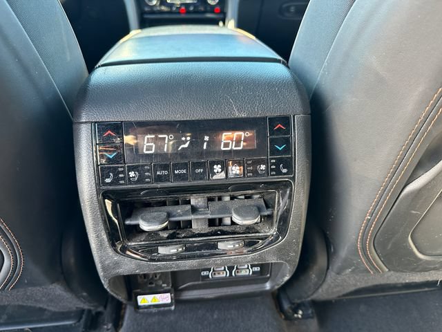 Used 2022 Jeep Grand Cherokee Summit AWD/4WD image 17