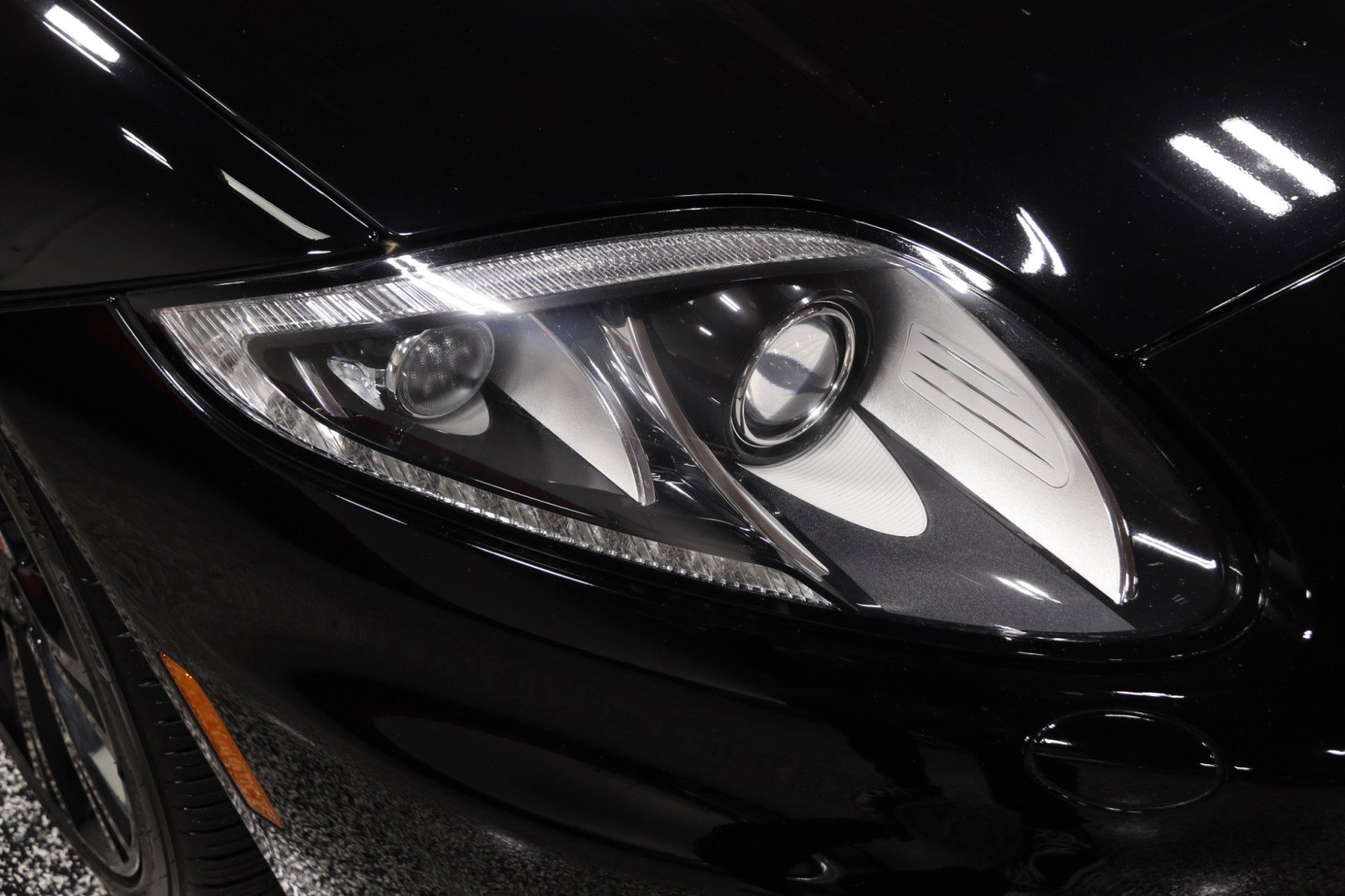 Used 2014 Jaguar XK 2dr Convertible image 14