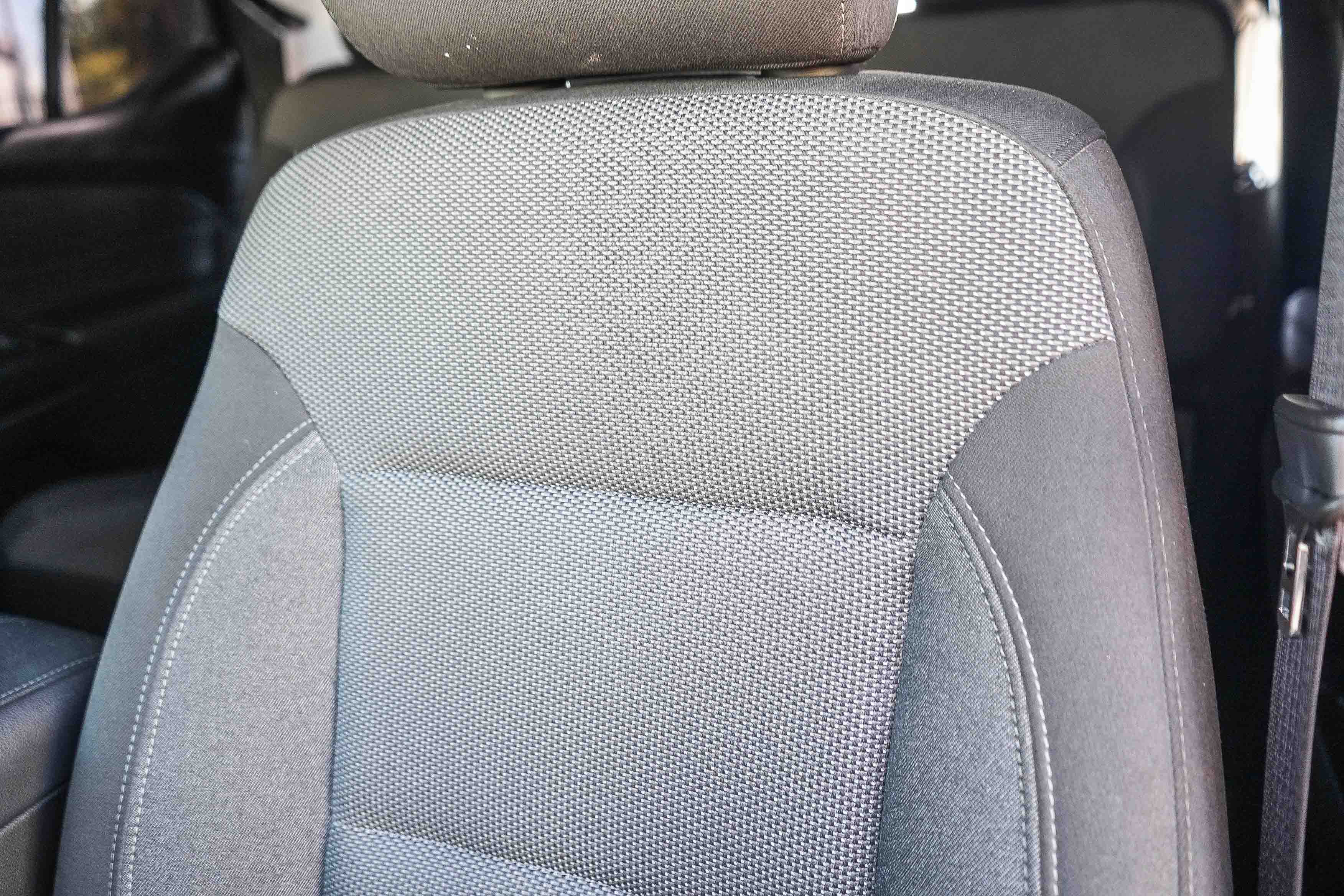 Used 2022 Chevrolet Traverse LT FWD image 25