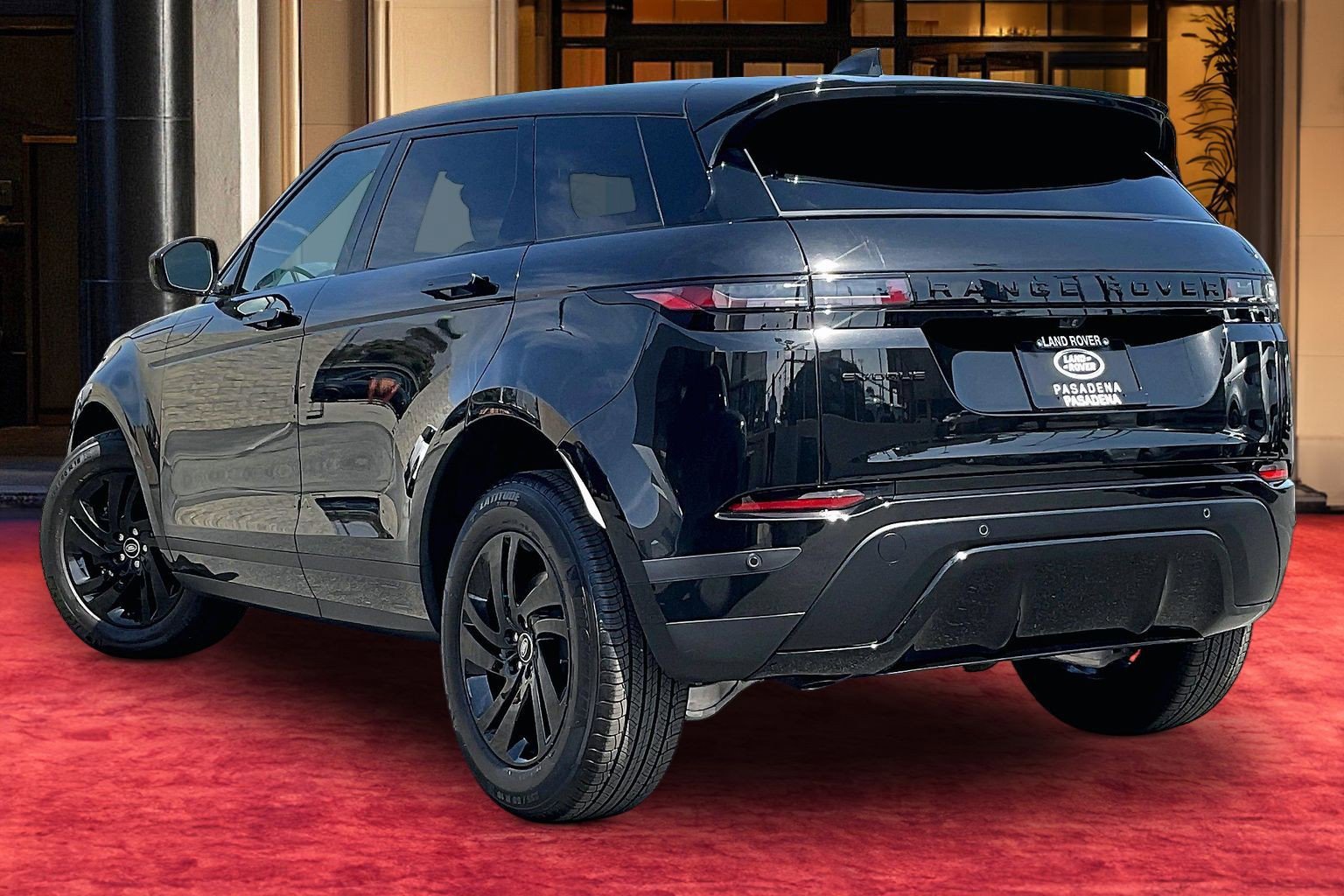 Used 2026 Land Rover Range Rover Evoque S image 10