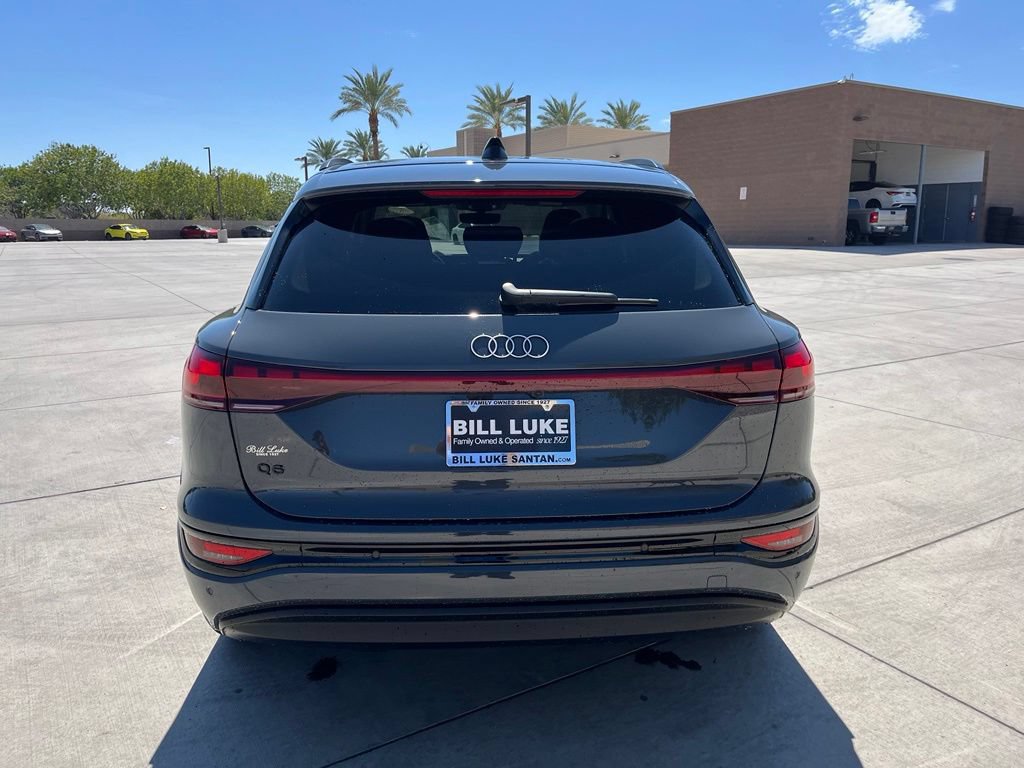 Used 2025 Audi Q6 e-tron Premium Plus w/ Premium Plus AWD/4WD image 9